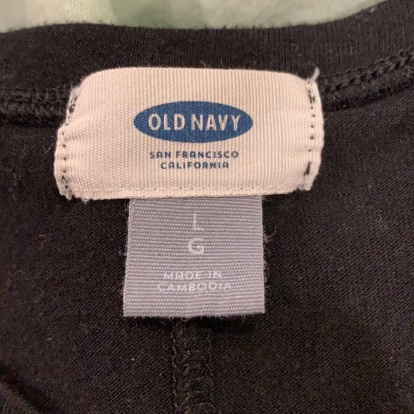 Old Navy Black Tee L - Picture 4 of 4
